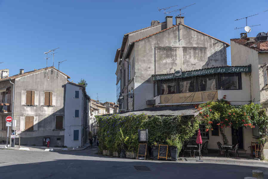 Francia - Arles 078.jpg